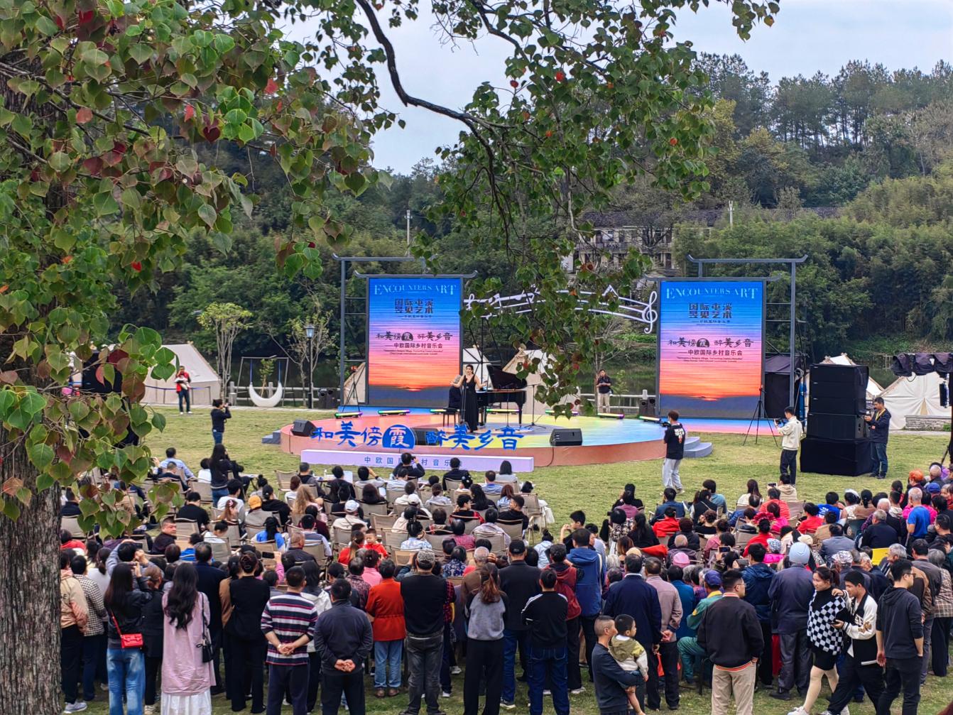 “出攤”即“出圈”！朱村“荷·咖啡”邀您一起聆聽經(jīng)典！