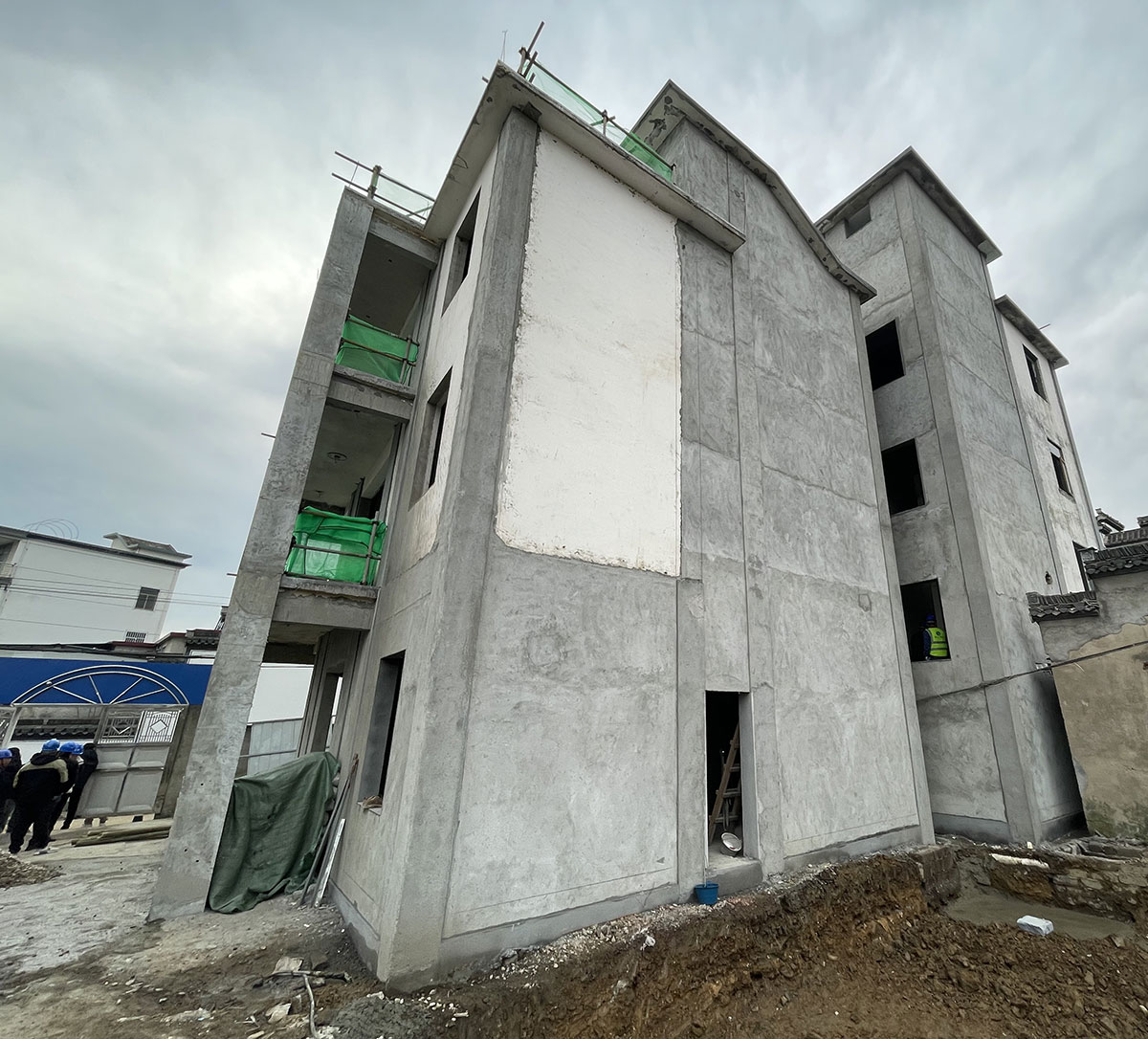 黨建引領(lǐng)進(jìn)工地，支部聯(lián)動(dòng)促發(fā)展